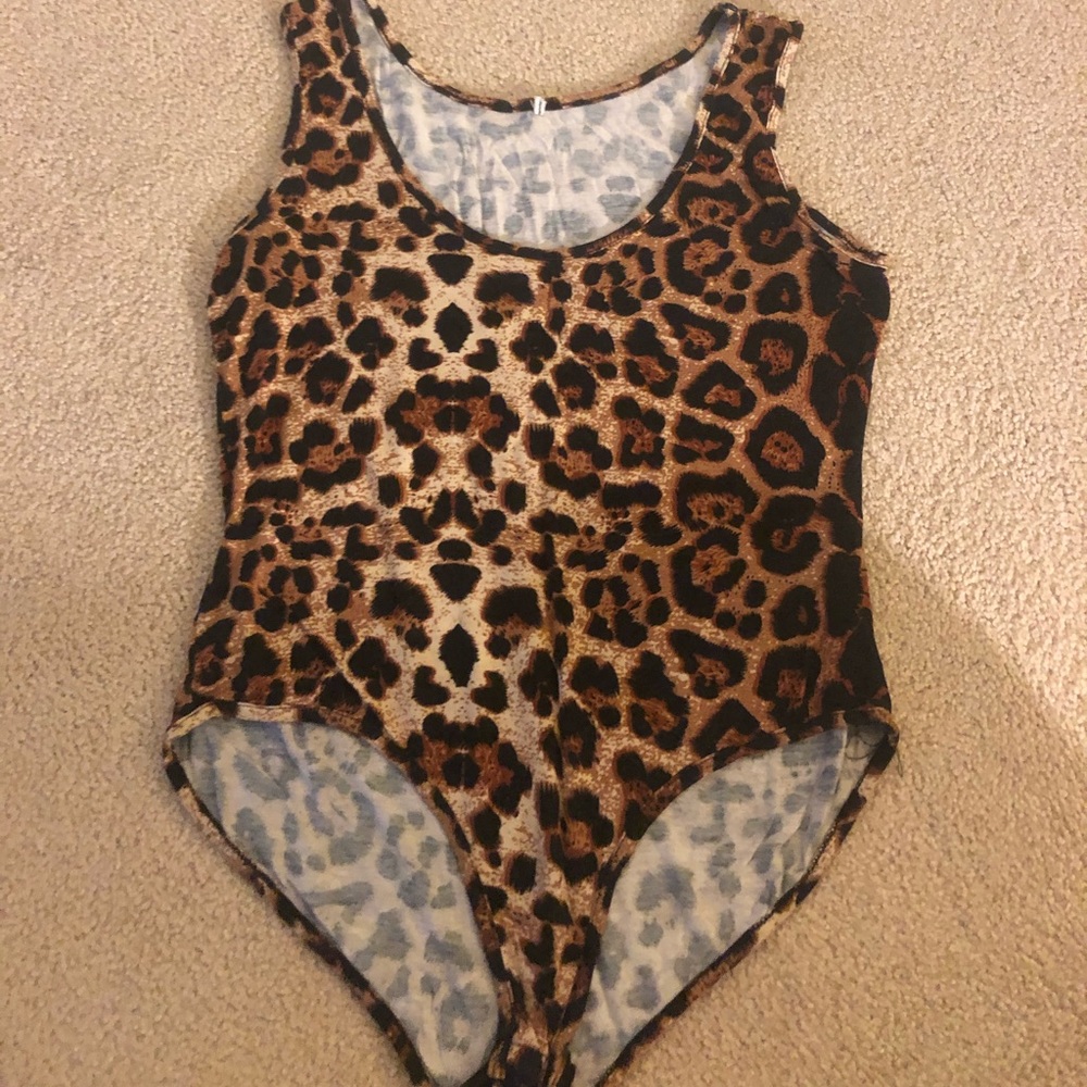 DONATING 8/30 Cheetah print bodysuit